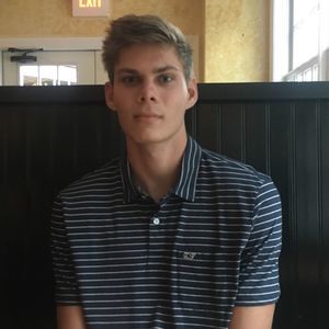 Meet your Posher, Devin